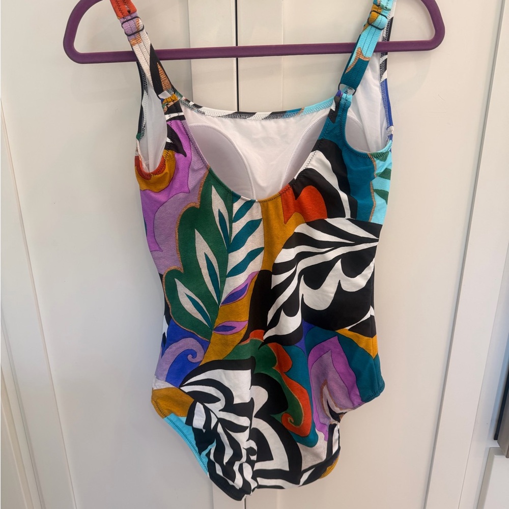 Gottex Tribal Art One-Piece Swimsuit! Never worn size 14! Beautiful!! - Picture 3 of 5